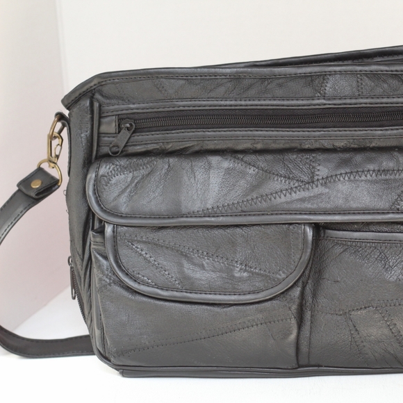Vintage Black Leather Multi-Pocket Messenger Bag- Pre-owned - Picture 4 of 15